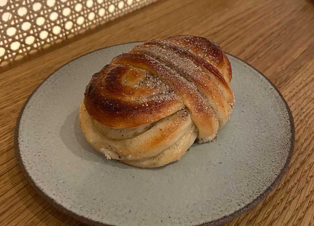 Cardamom bun