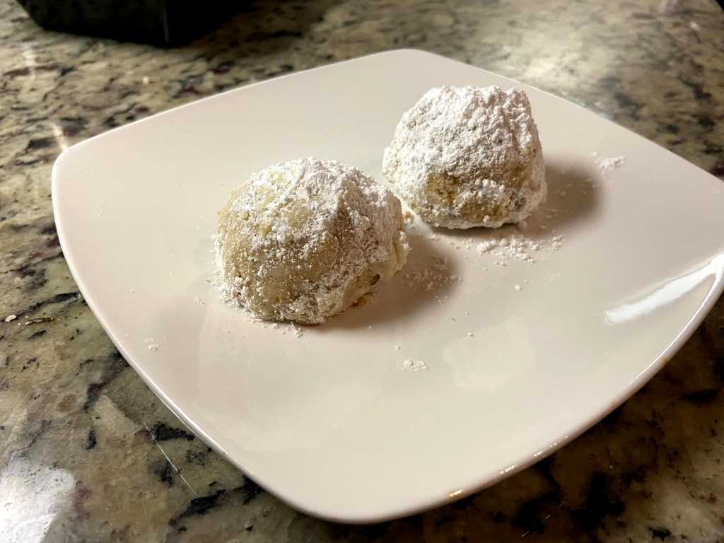 Snowball cookies
